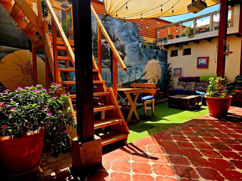 Amura Hostel - Antigua Guatemala Hostel in Antigua Guatemala