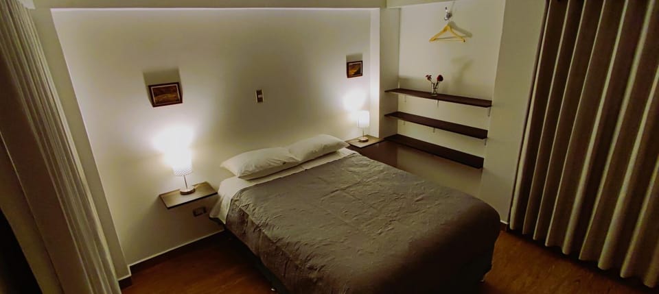 Bed, Night, Photo of the whole room, Bedroom