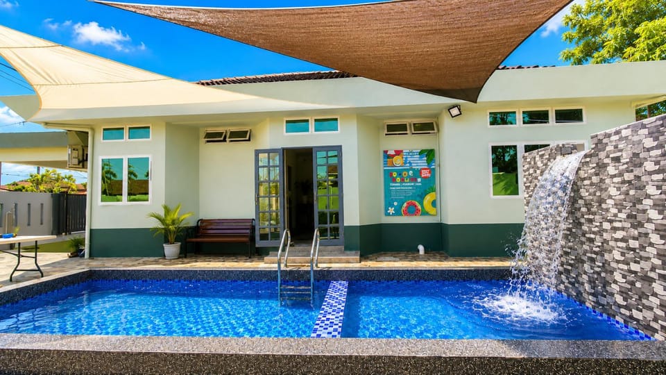 Villa Ar Raudhah Kuala Terengganu Villa in Terengganu, Malaysia