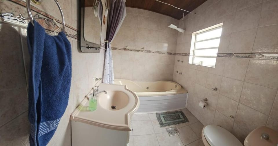 Family Home! Swimming pool, Barbecue House in State of Rio Grande do Sul