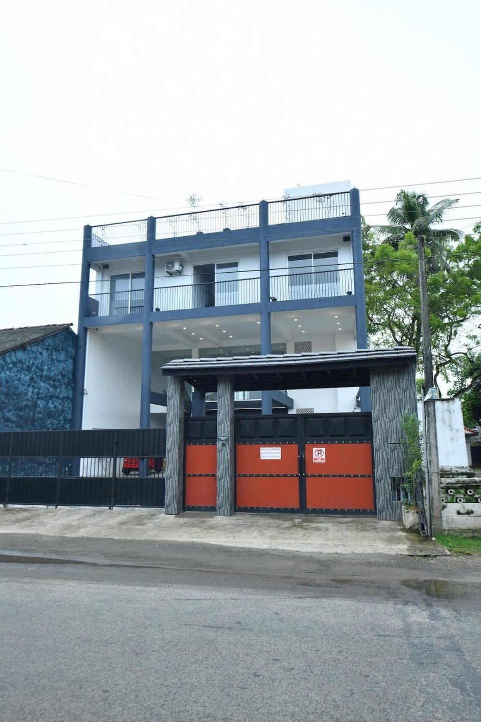 Property building, Day