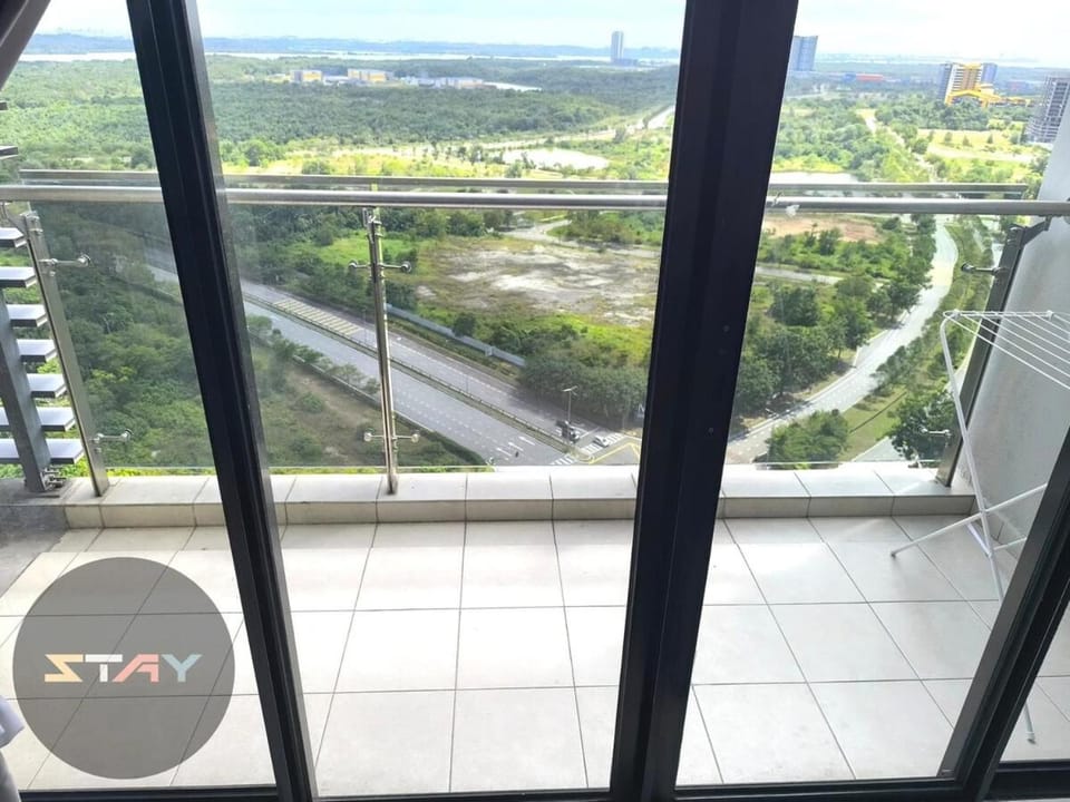 Meridin Sovo Modern Space 6Pax City View By STAY Apartment in Johor