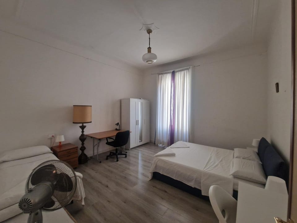 House in the city center-Casa nel centro della città Apartment in Milan