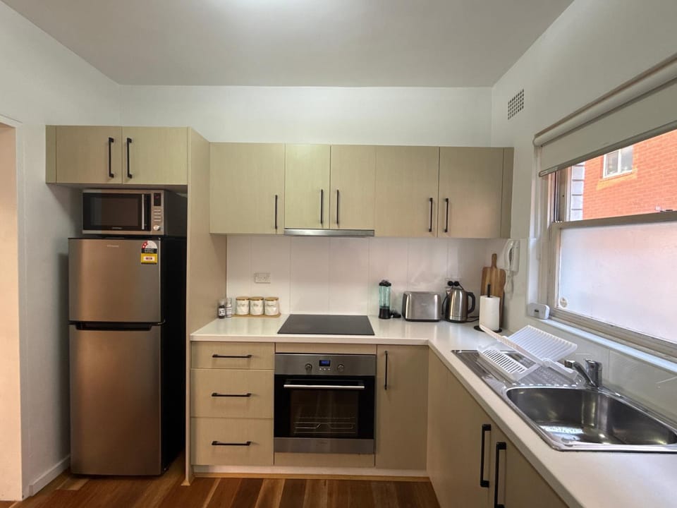 Coffee/tea facilities, Kitchen or kitchenette, minibar, oven, pet friendly, stove, toaster