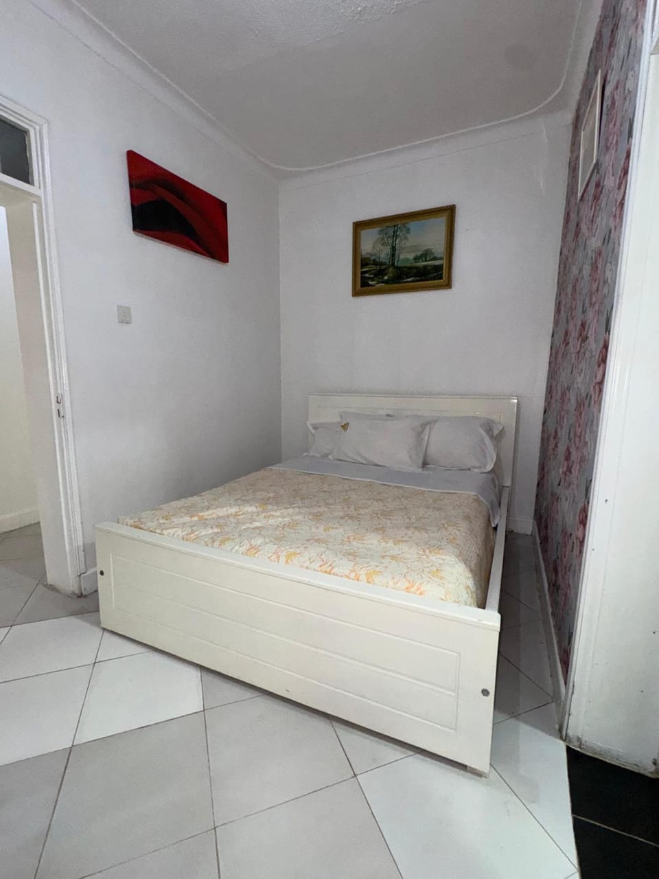 JM Furnished Kampala Entebbe Rd B Apartment in Kampala
