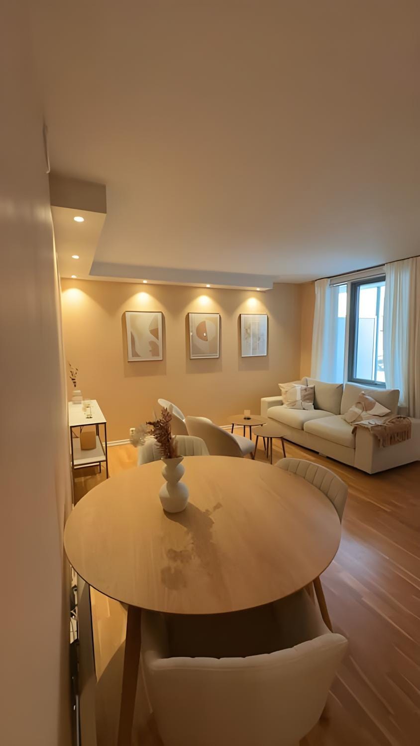 Living room, Seating area, Dining area