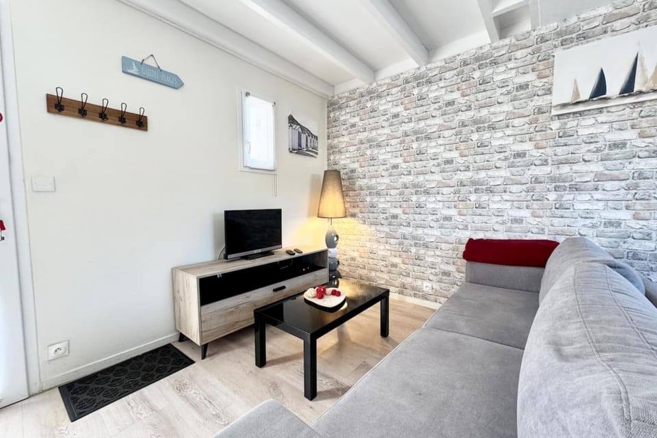 Maisonnette refaite à neuf - 300m des plages House in Clohars-Carnoët