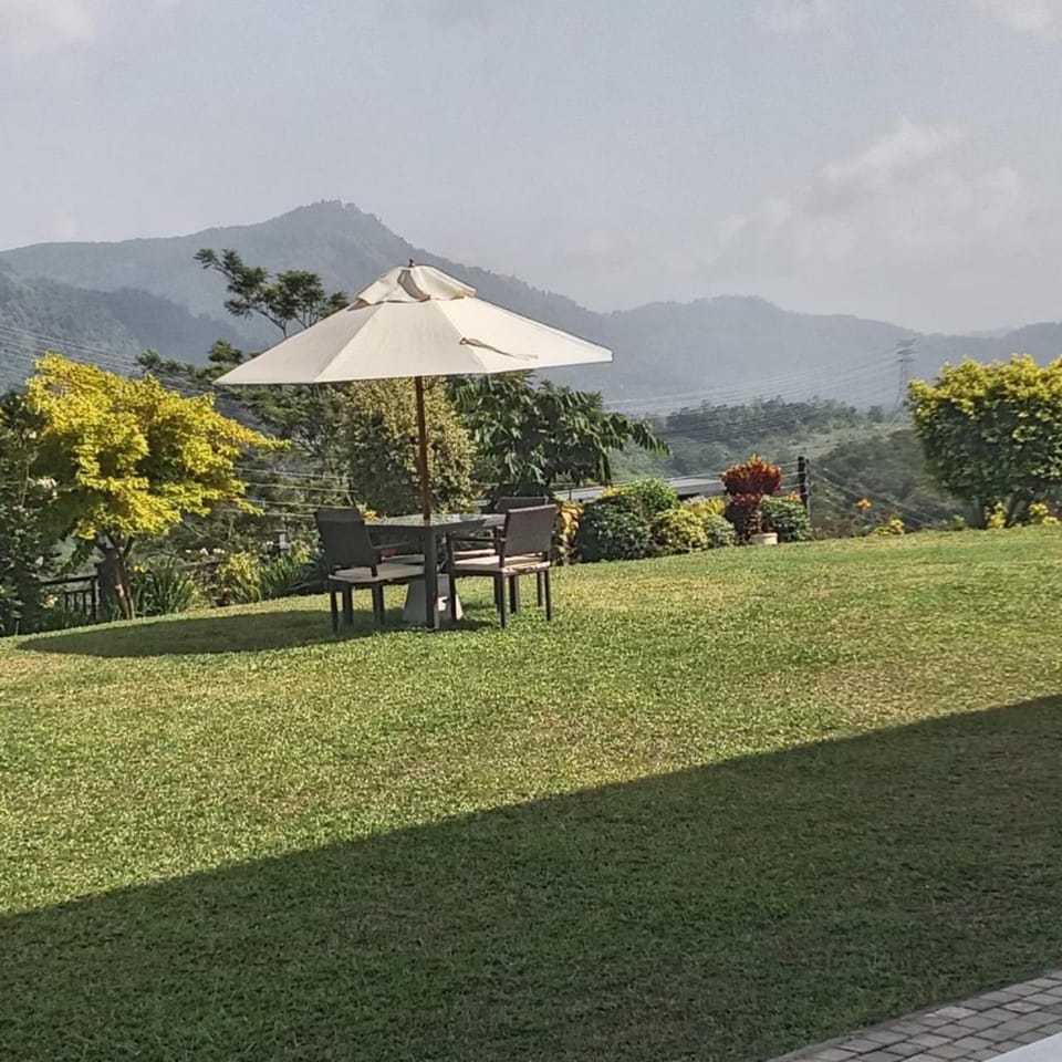 Moragolla Estate Bungalow Kothmale Villa in Central Province