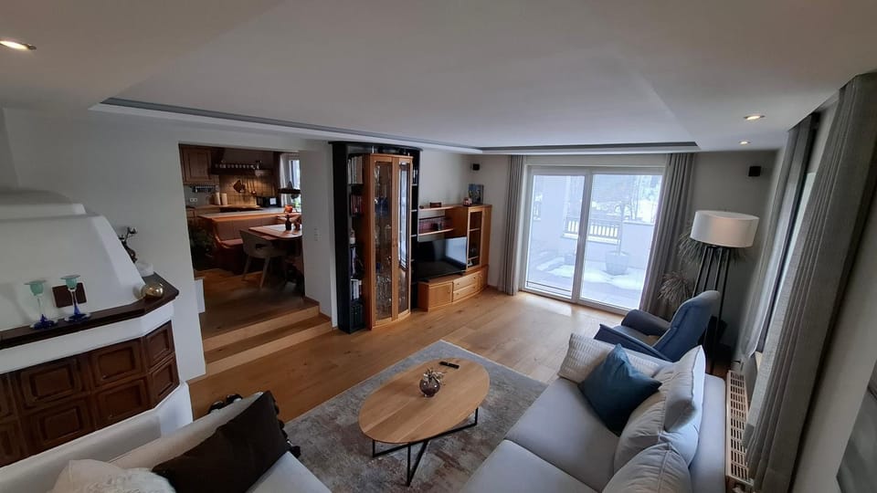 Kitchen or kitchenette, Living room, Dining area