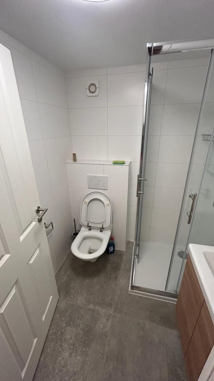 Helfant Luxembourg Standard Double Room 7 Hostel in Trier-Saarburg