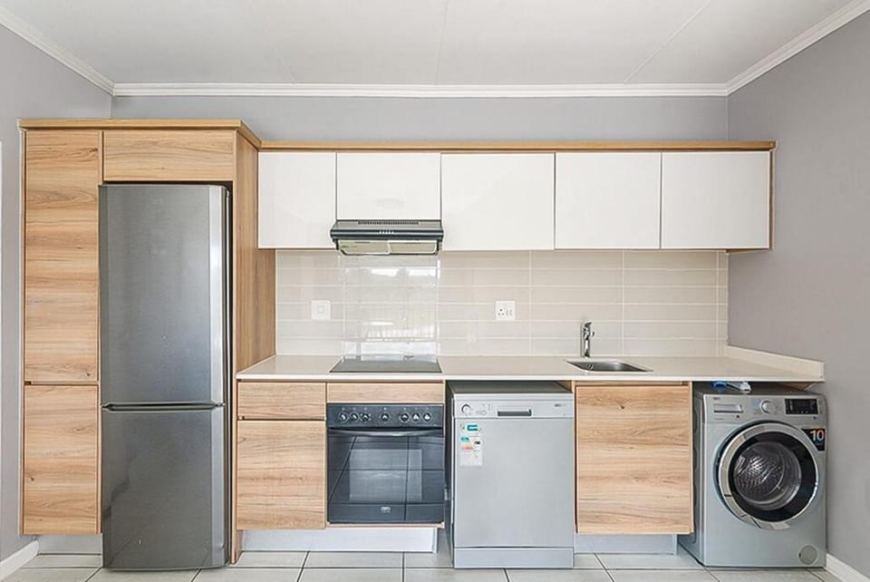 Urban Waterfall Hideaway Apartment in Sandton
