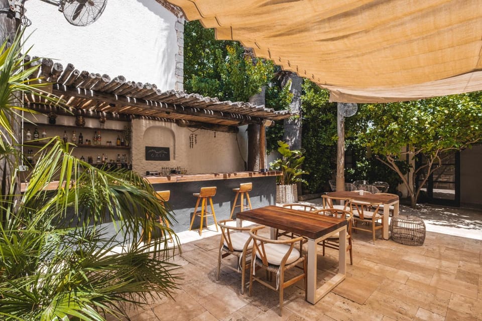 Property building, Garden view