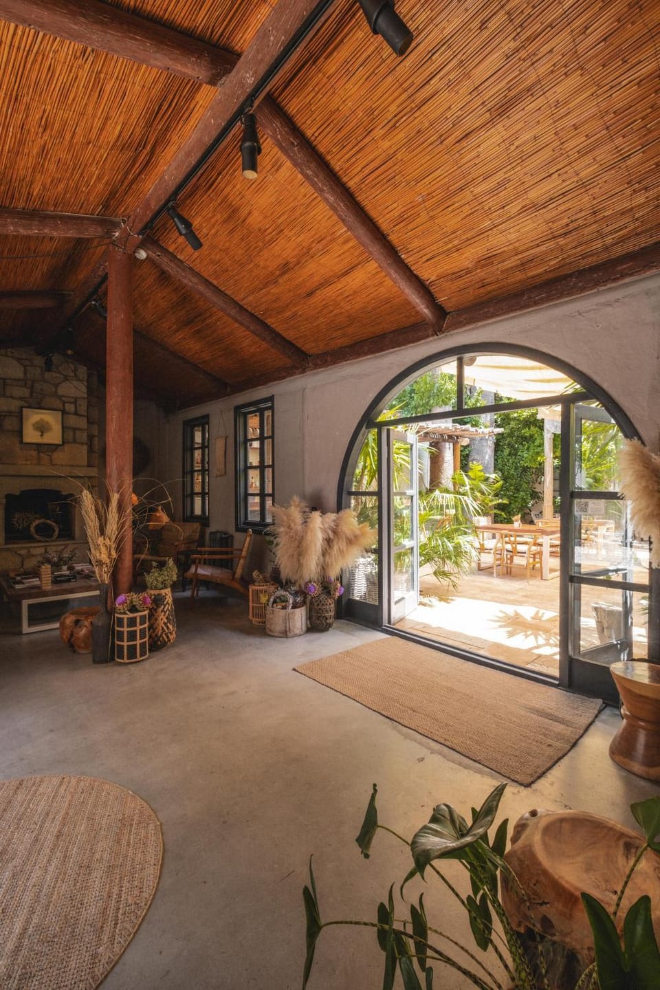 Property building, Garden, Garden view