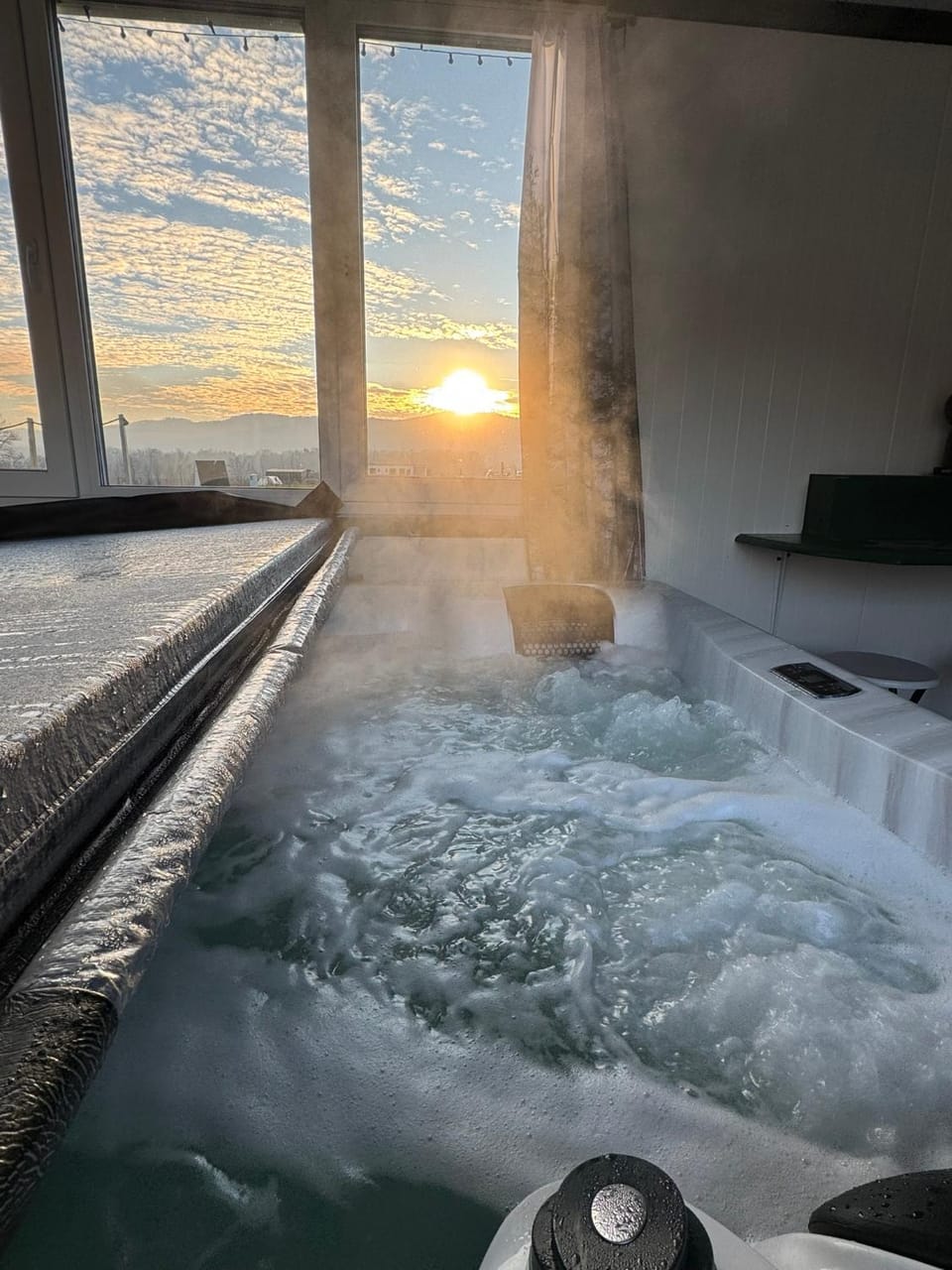Natural landscape, Hot Tub, Sunset
