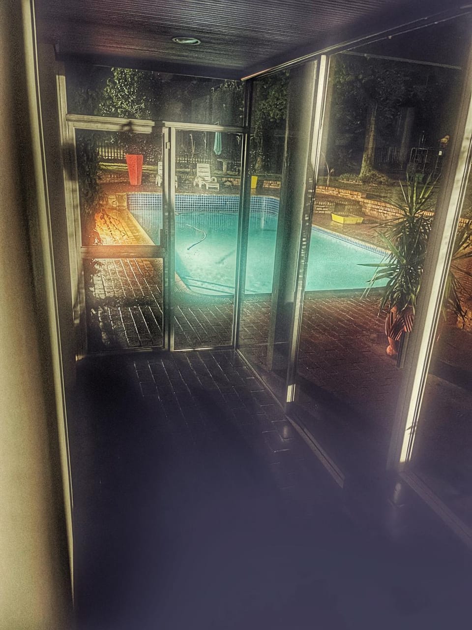 Peaamb GuestHouse - Springs Golf Club Bed and Breakfast in Gauteng