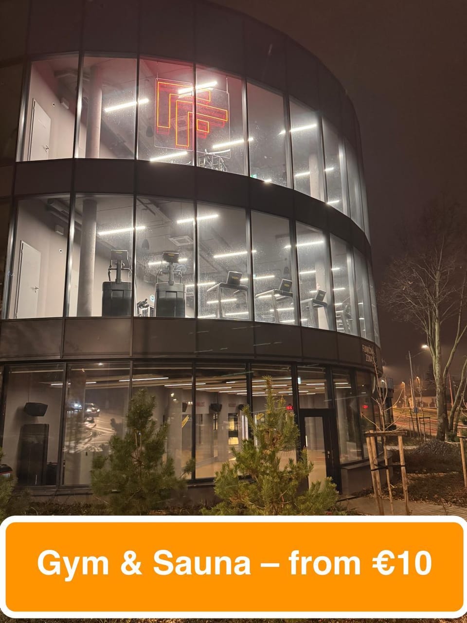 Fitness centre/facilities, Fitness centre/facilities, Text overlay