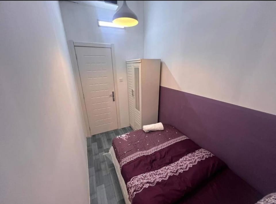 Calm Partition Room Near Internet City Metro Vacation rental in Dubai