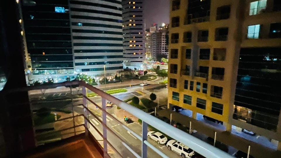 Calm Partition Room Near Internet City Metro Vacation rental in Dubai