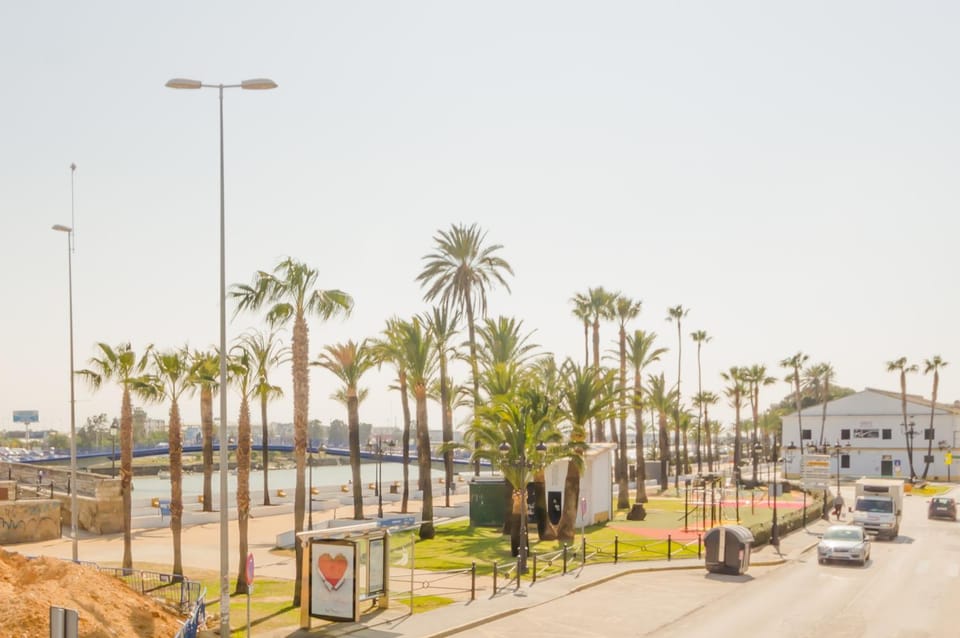 City view, River view, Street view