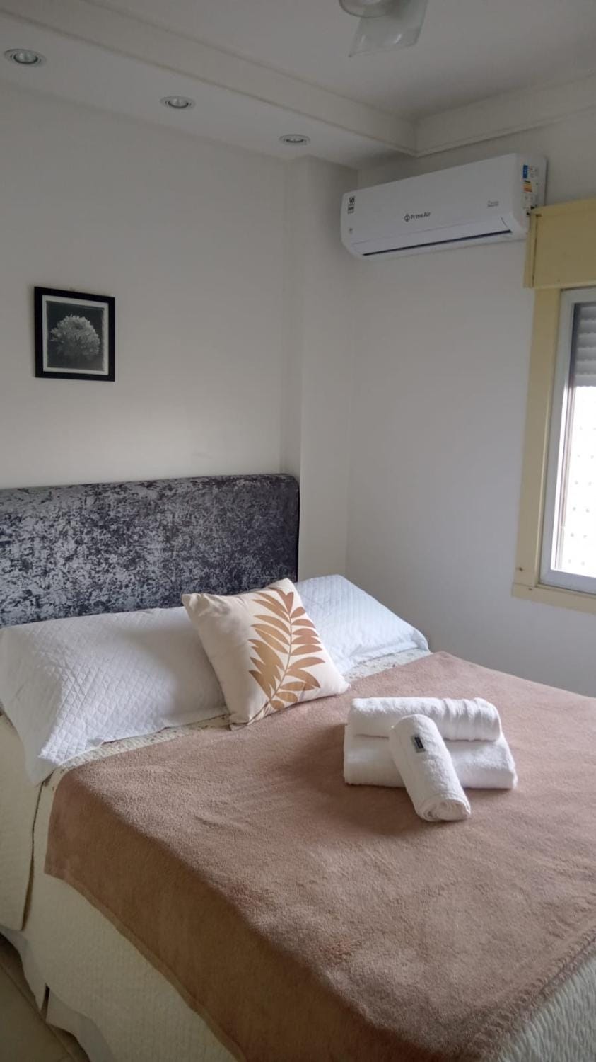 Apartamento quadra mar, 1 dos quartos com ar-condicionado , Barra Sul Apartment in Camboriú