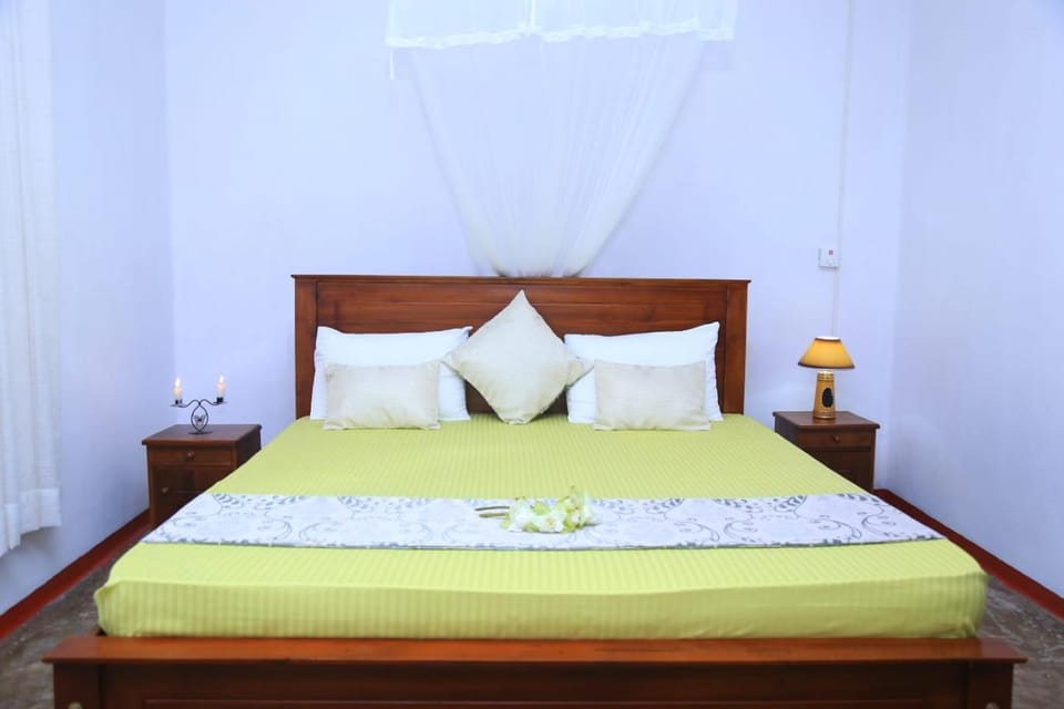 Star 7 Bangalow Villa in Hikkaduwa