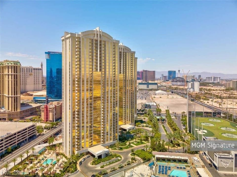 MGM 1-BR Condo by 03821 Apartment in Las Vegas Strip