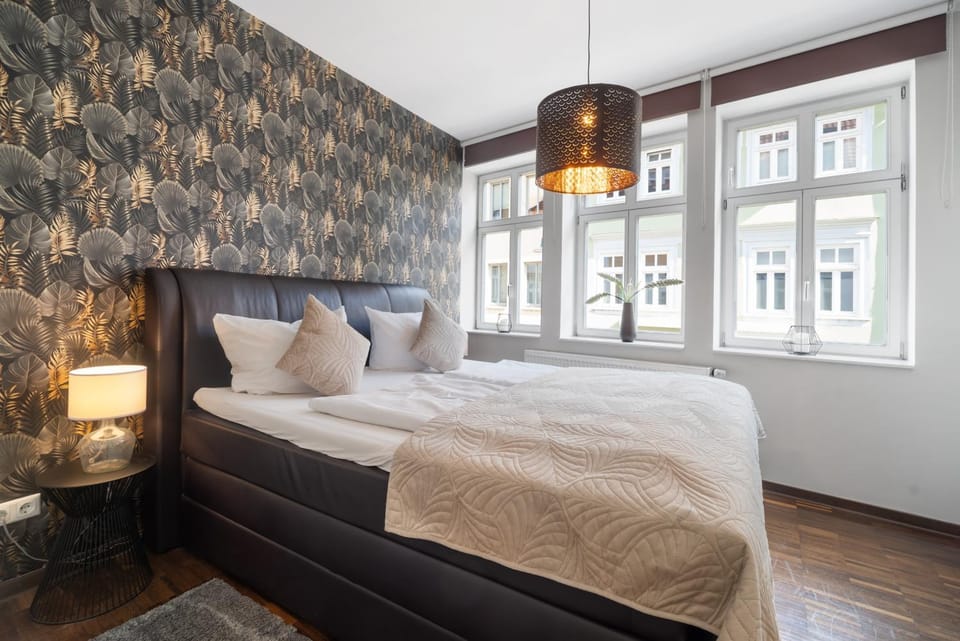Bedroom, air conditioner