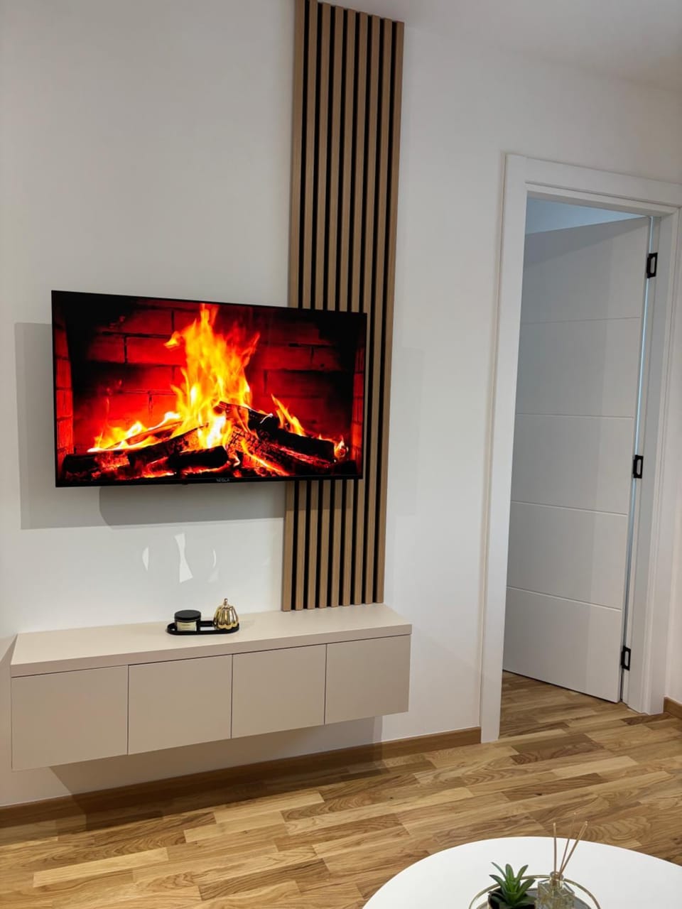 Communal lounge/ TV room, TV and multimedia, Evening entertainment