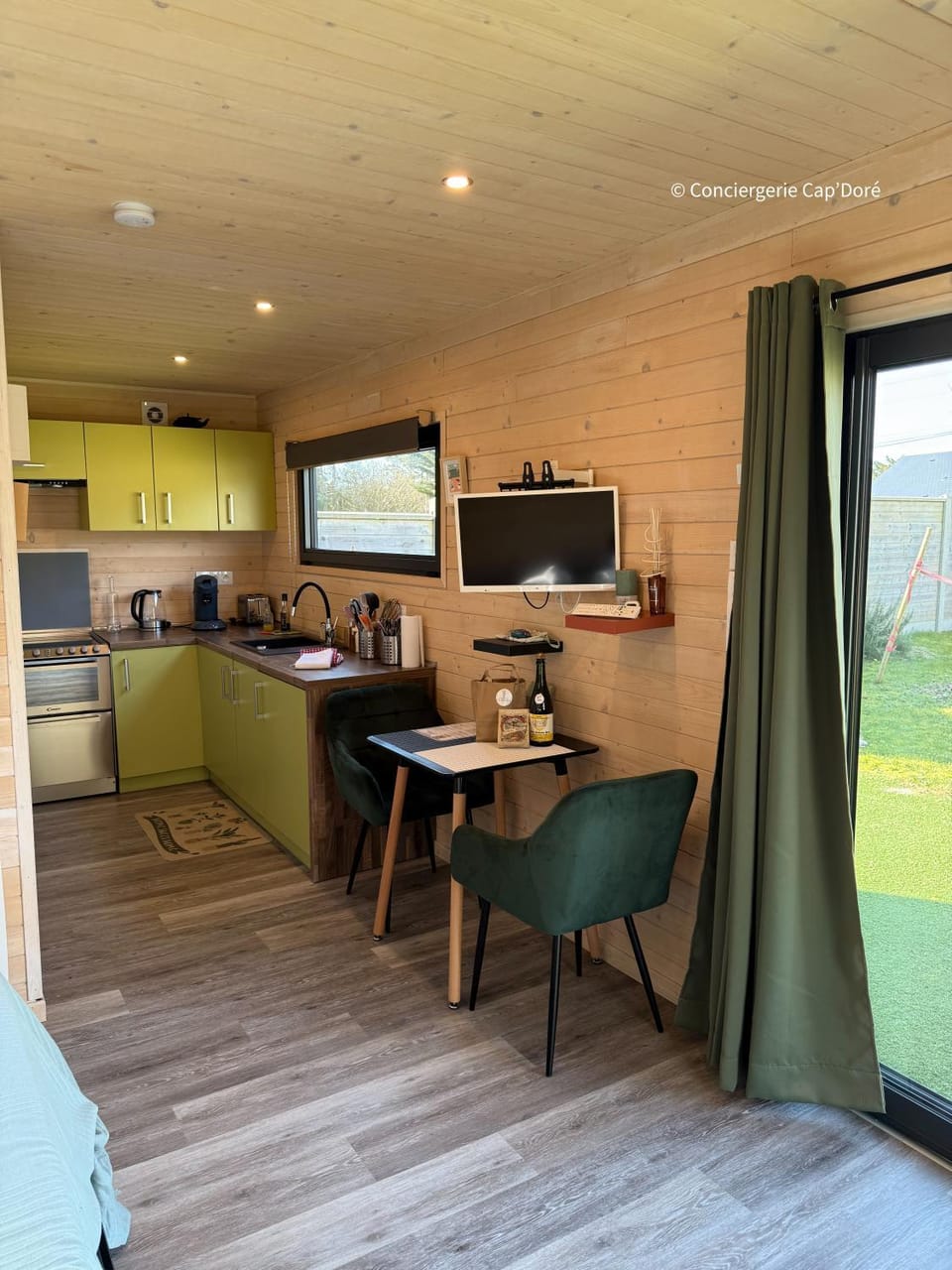 La Roulotte - Tiny House 150m de la Plage Chalet in Portbail
