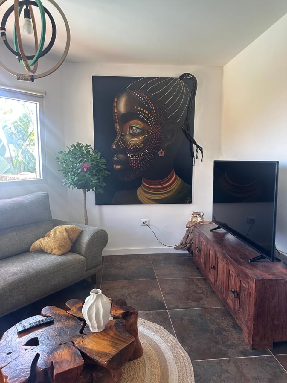 Communal lounge/ TV room