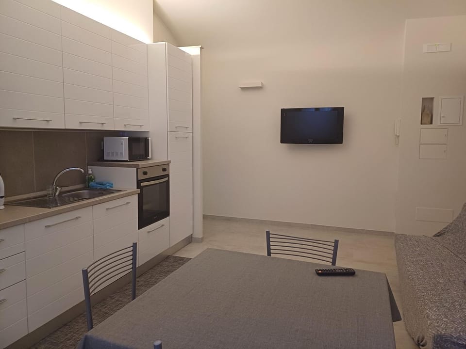 Living room, kitchen