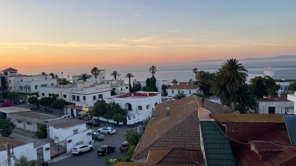 Stunning views, ideal location Apartment in Tangier