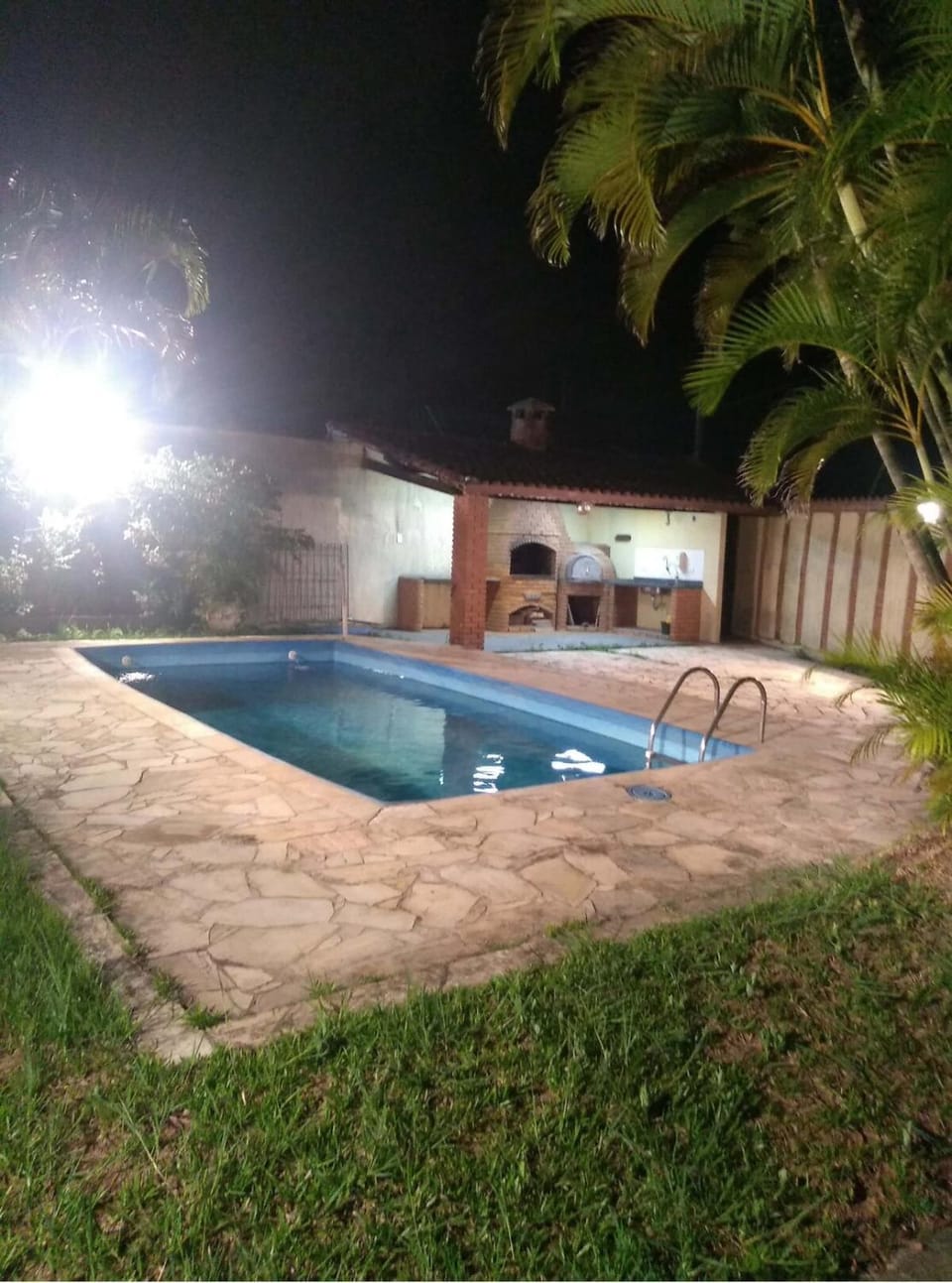 Casa de Praia com Piscina e Churrasqueira a 400m do Mar House in Itanhaém