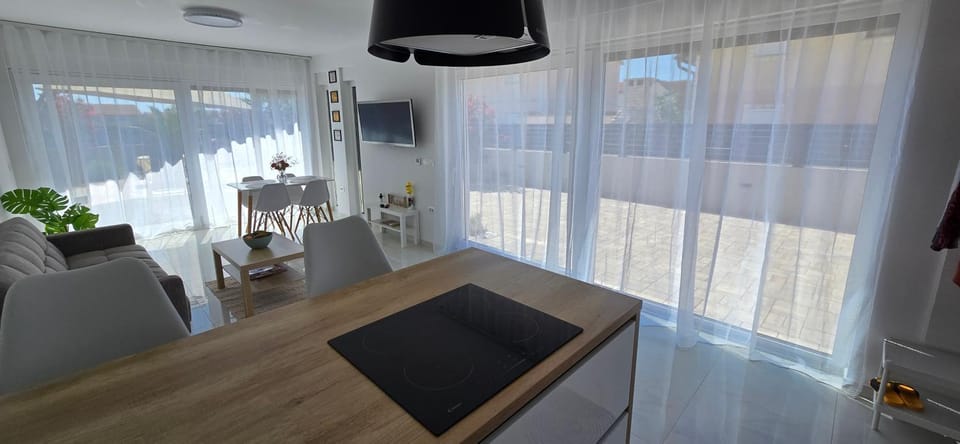 TV and multimedia, Living room, kitchen, kitchen