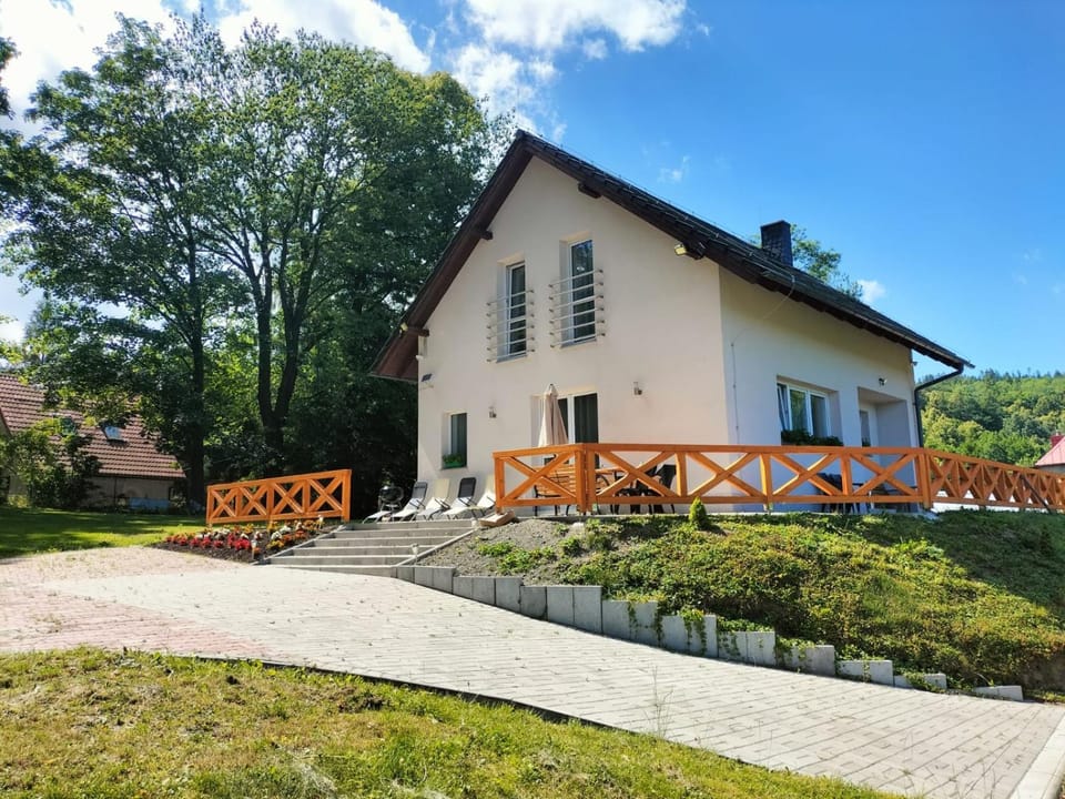 Dom w Miłkowie k Karpacza z widokiem na Karkonosze House in Lower Silesian Voivodeship