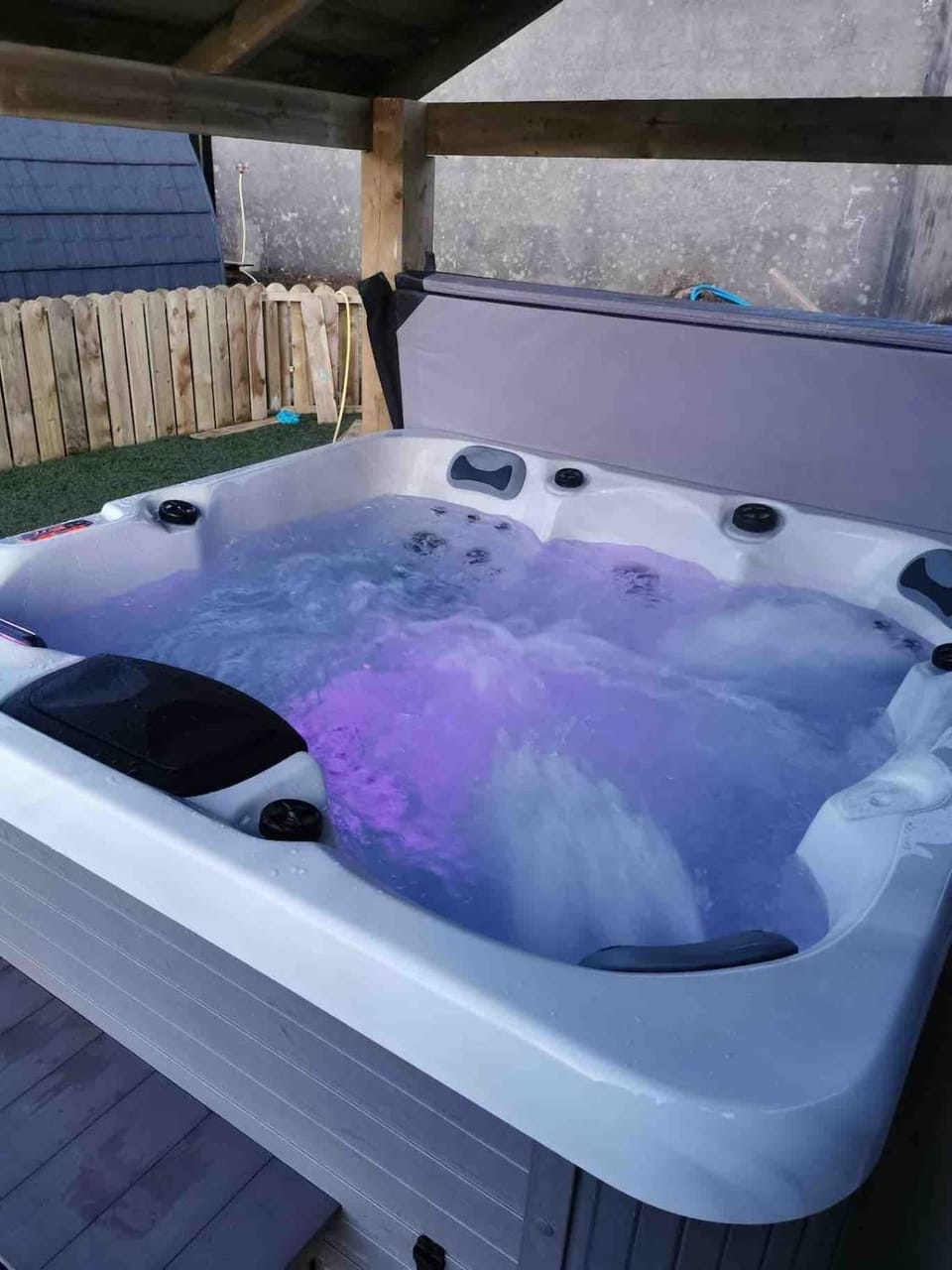 Ballyhemlin pods - Blackthorn Apartment in Northern Ireland