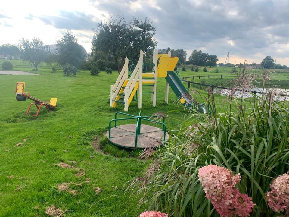 Day, Children play ground