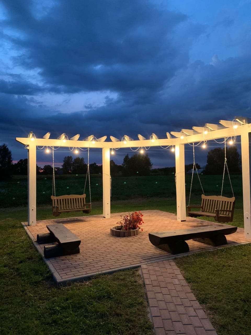 Patio, Night