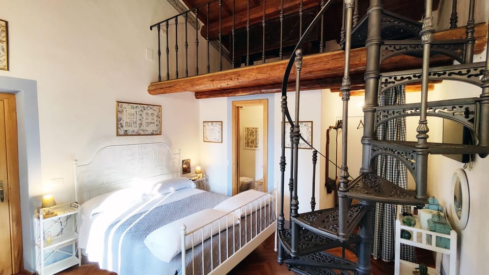 Escape to Comfort, Relax, and Love in Rome - Luxury Agriturismo 5 Suites Farm Stay in Rome