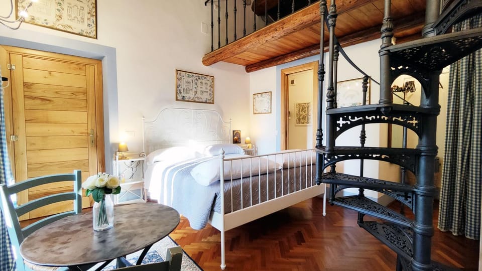 Escape to Comfort, Relax, and Love in Rome - Luxury Agriturismo 5 Suites Farm Stay in Rome