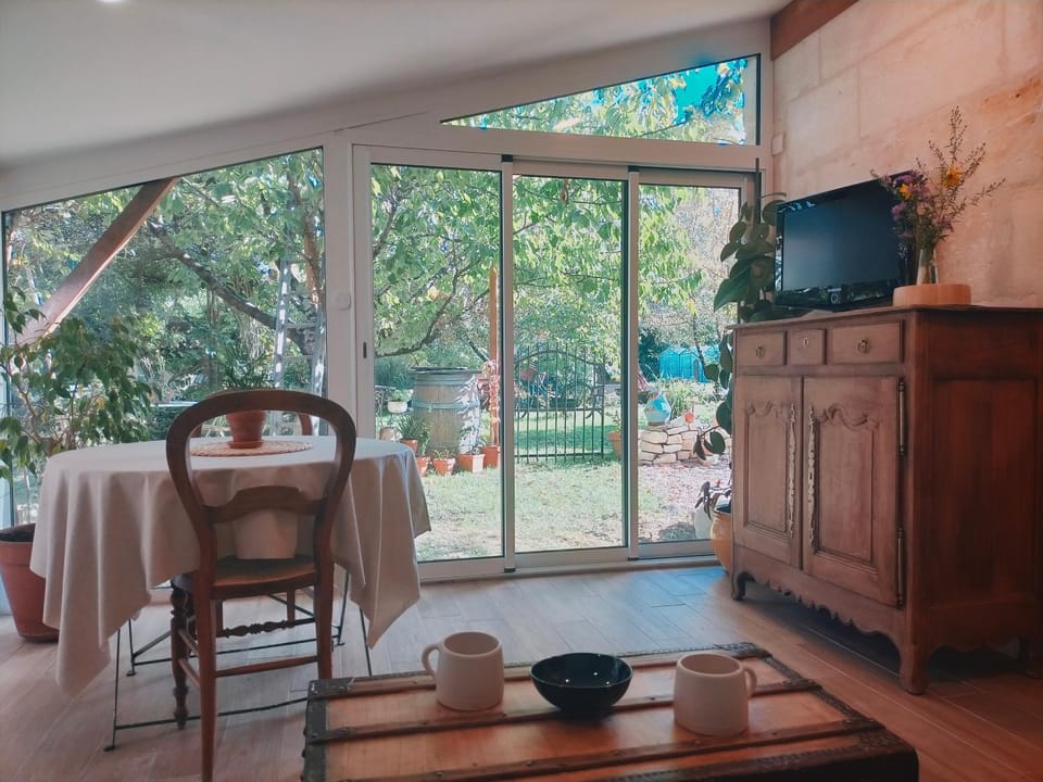 Gîte Jardin Du Chay House in Nouvelle-Aquitaine