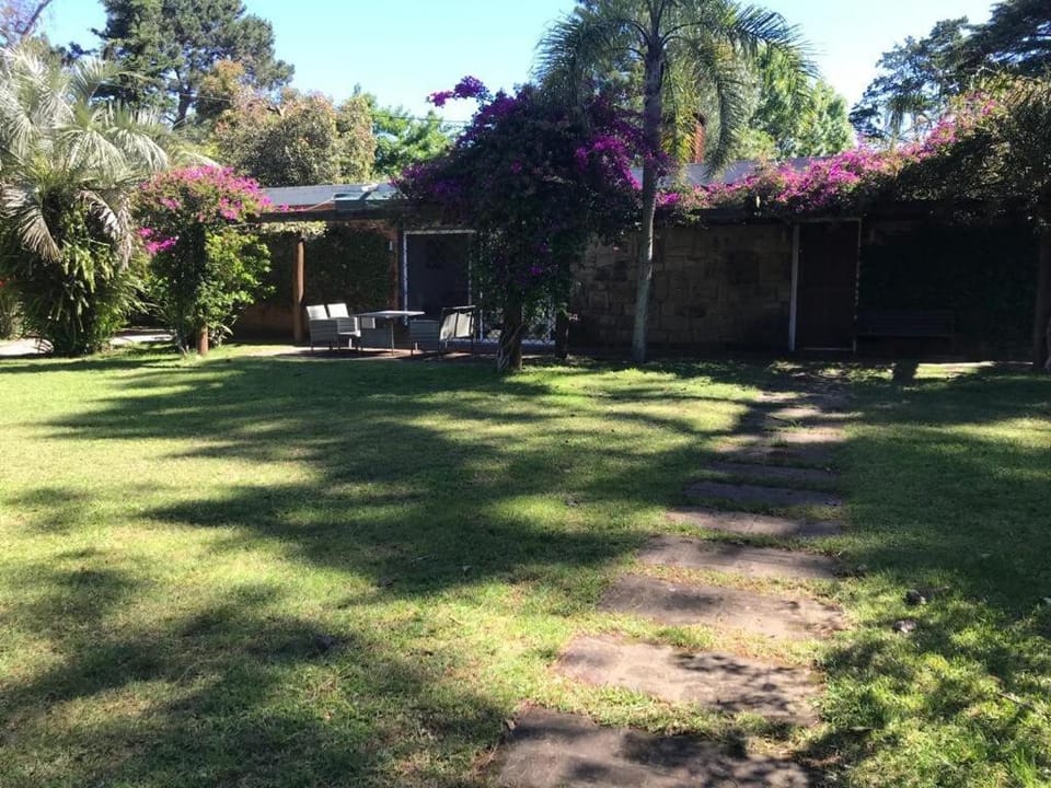 Casa con piscina climatizada y gran jardín House in Punta del Este