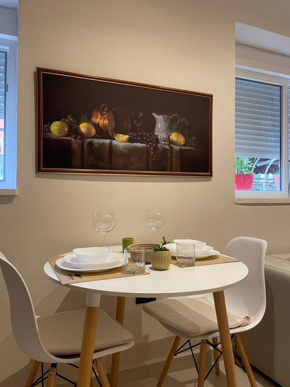 Living room, Dining area