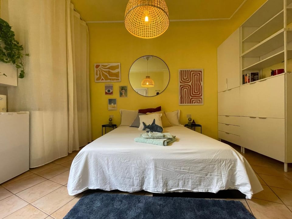 Bed, Photo of the whole room, Bedroom, wardrobe