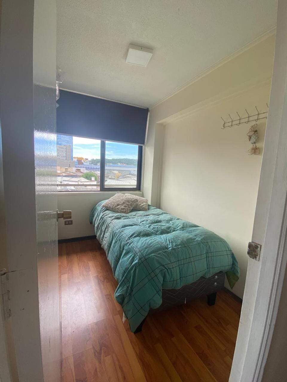 Bed, Photo of the whole room, Bedroom, City view