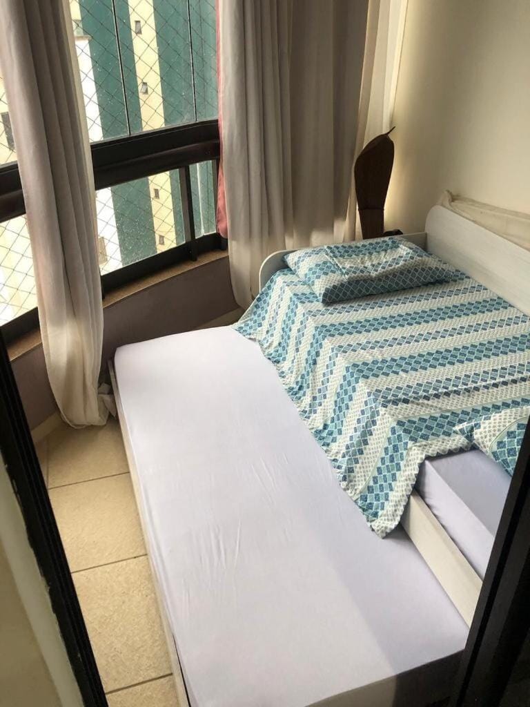 Alugo quarto em cobertura Apartment in Camboriú