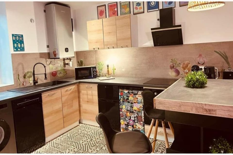 Kitchen or kitchenette, stove