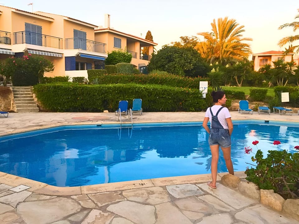 Property building, Day, People, Garden, View (from property/room), Guests, Garden view, Pool view, Swimming pool, group of guests, Family