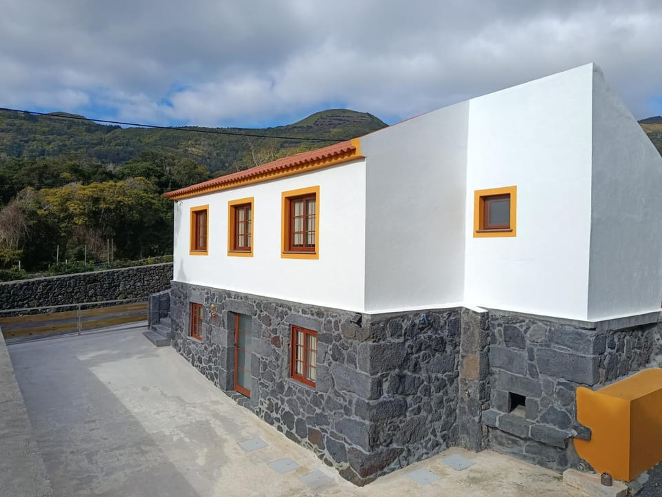 Casa Terra & Mar House in Azores District