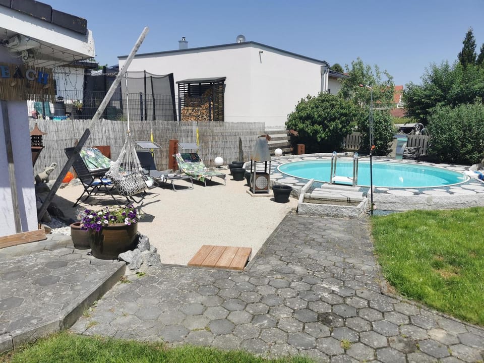 Pool view, Swimming pool